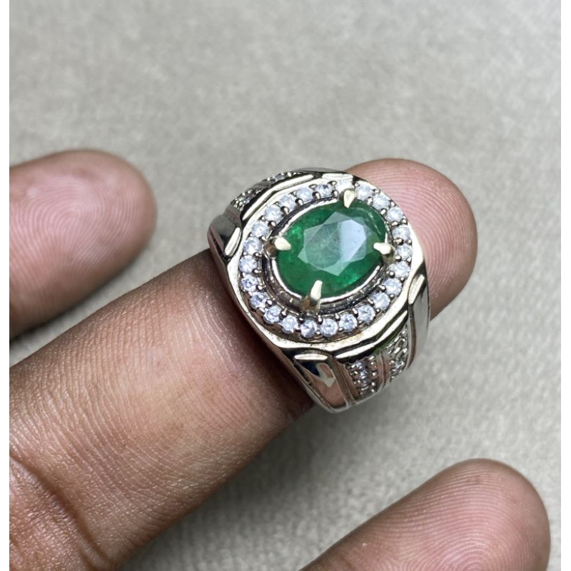 Batu zamrud colombia natural zambian emerald jamrud Dim 9.5x7