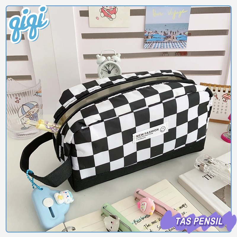 

Kotak pensil/Tempat pensil/Pena tas papan catur/Tas pensil/Tas pena kapasitas besar /Kotak pena Persediaan siswa - Qiqi Treasure