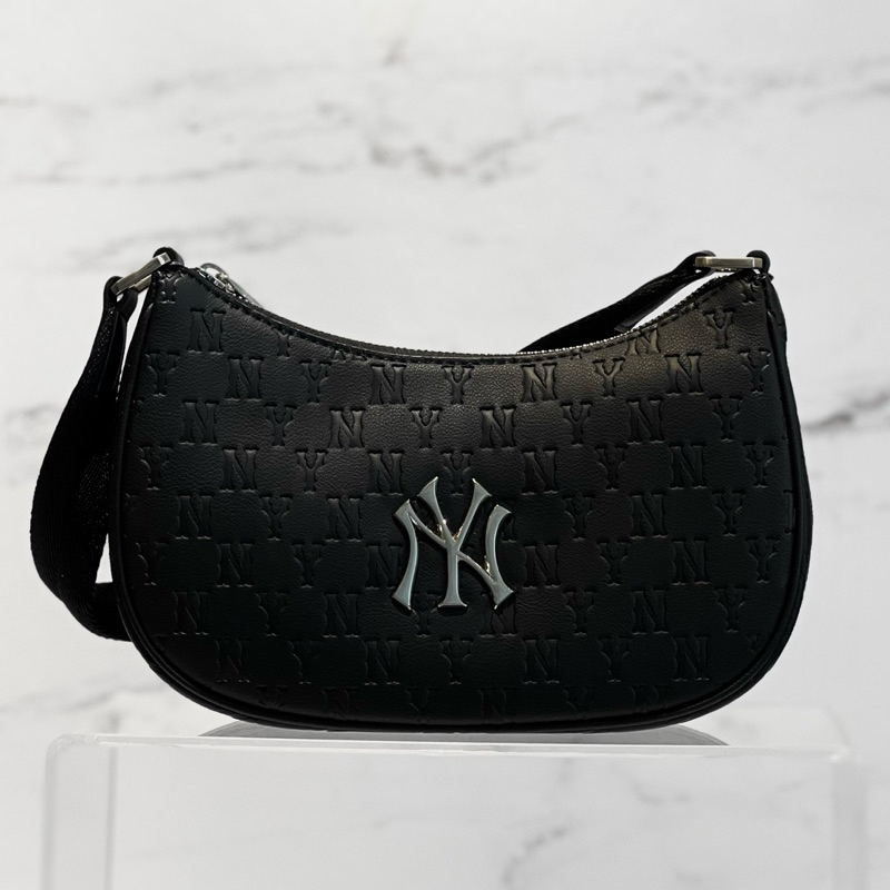 [READY] - MLB NY Yankees Monogram Emboss Hobo Bag Black