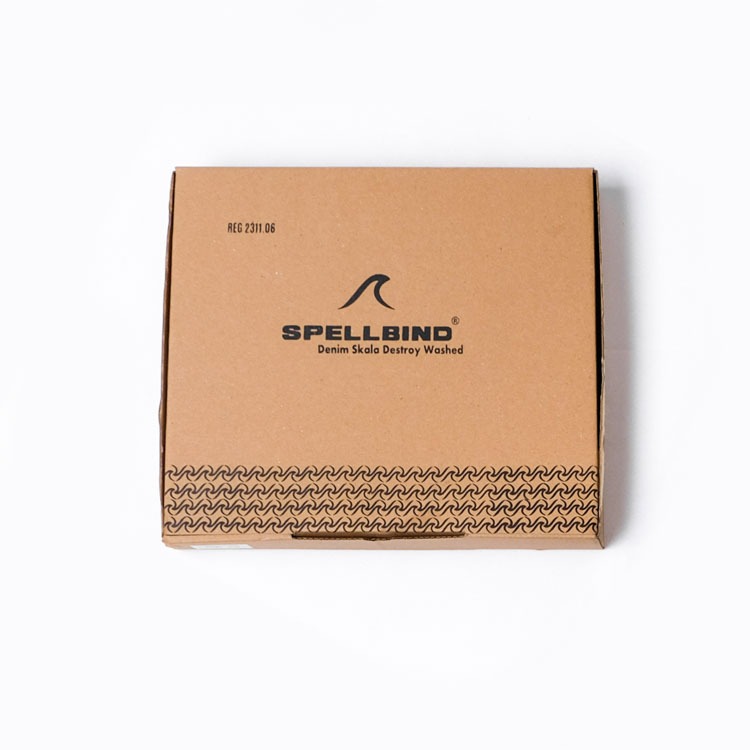 

Packaging Gift Box Limited Edition 31x26x5.5