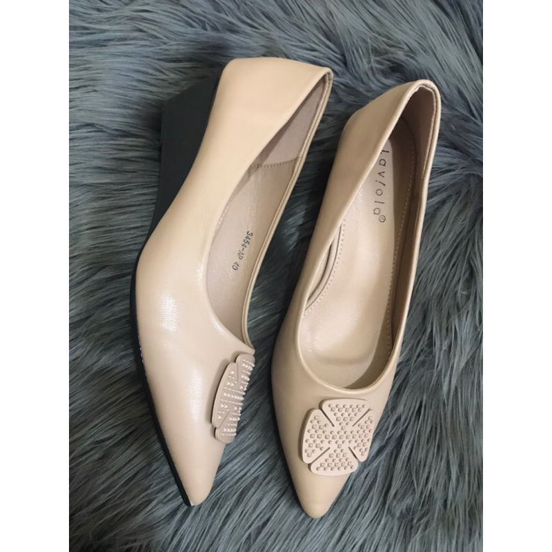 [Preloved] Laviola Sepatu Wedges Wanita NEW