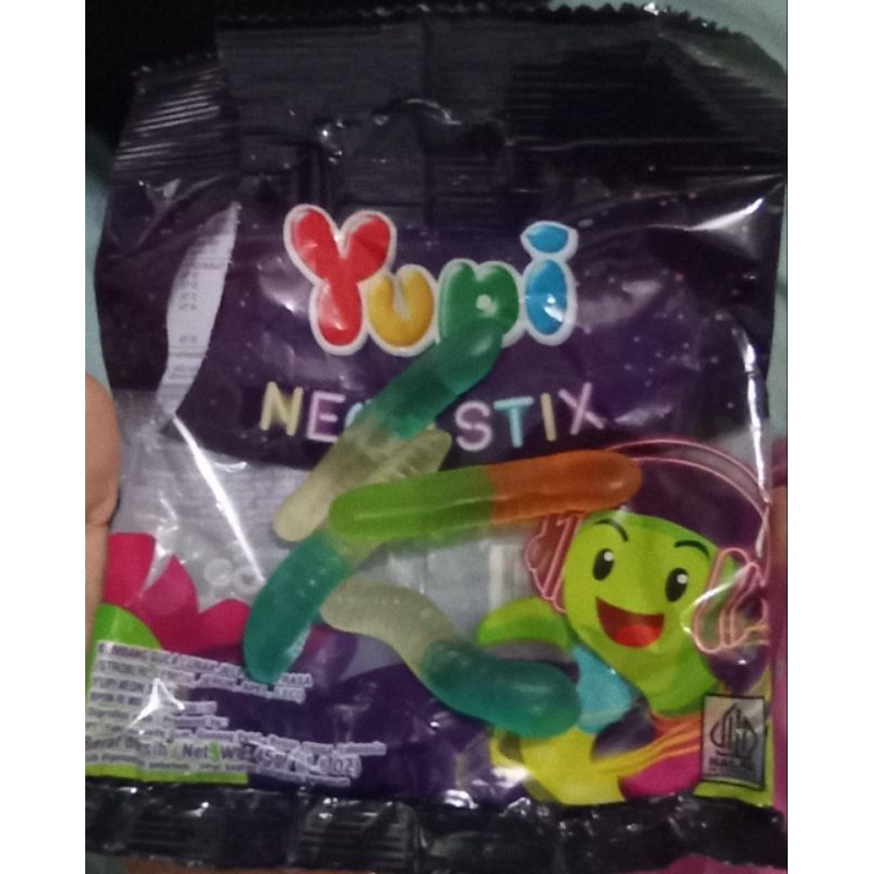 

permen yupi neon stick 120gr
