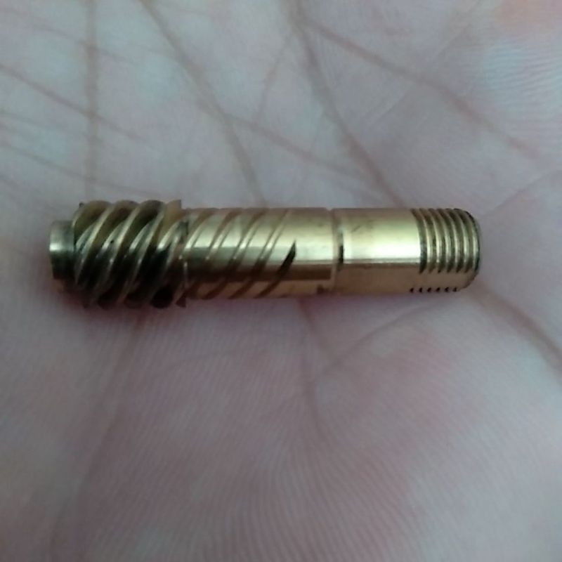 pinion gear daiwa revros LT