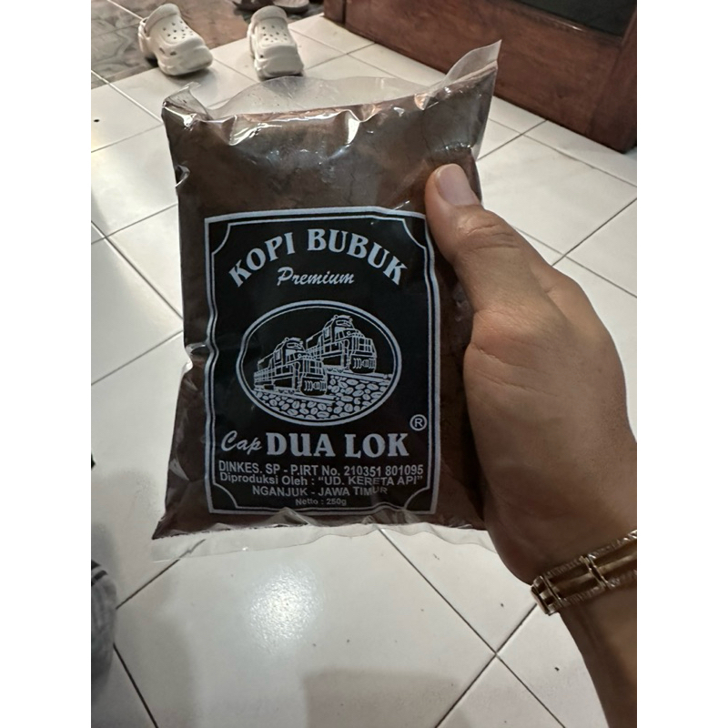 

Kopi Bubuk DUA LOK Premium Hitam 250gr