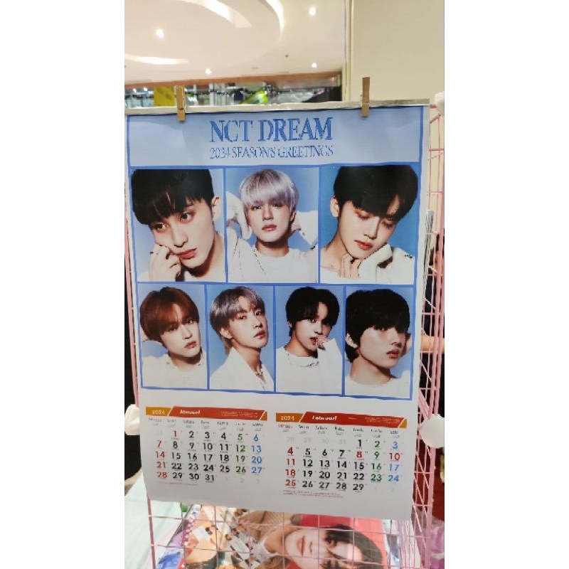 

KALENDER DINDING NCT DREAM SEASON GREETING 2024