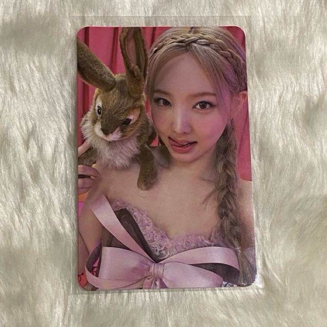 TWICE PHOTOCARD OFFICIAL MOMO DICON,NAYEON MACAROON FORMULA OF LOVE O+T=<3 NAYEON BETWEEN 1&2 NAYEON