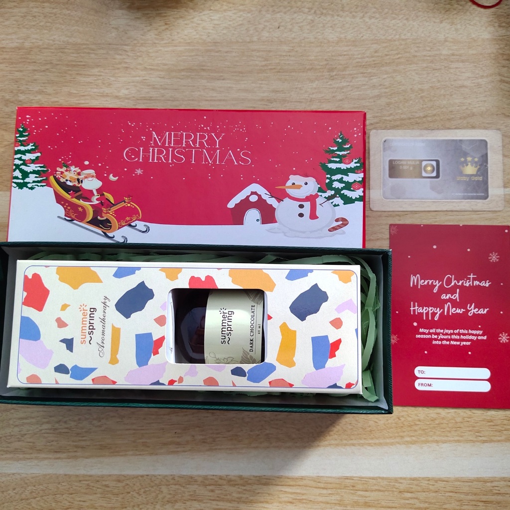 

Hampers Natal Merry Christmas Summerspring x Summerscent Aromaterapi Premium Reed Diffuser Parfum EDT Hadiah Souvenir Kado Parcel Natal Free Kartu Ucapan Gift Set Hard Box Bingkisan Parsel | Devony Store
