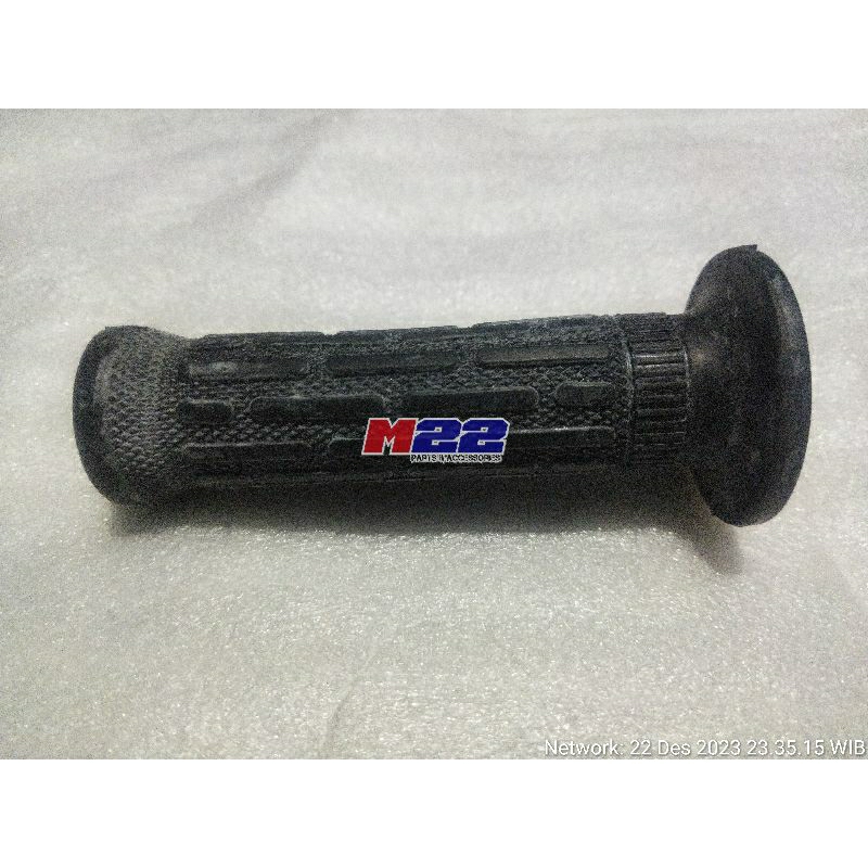 Grip hand grif handgrip karet pegangan stang kanan Yamaha alfa