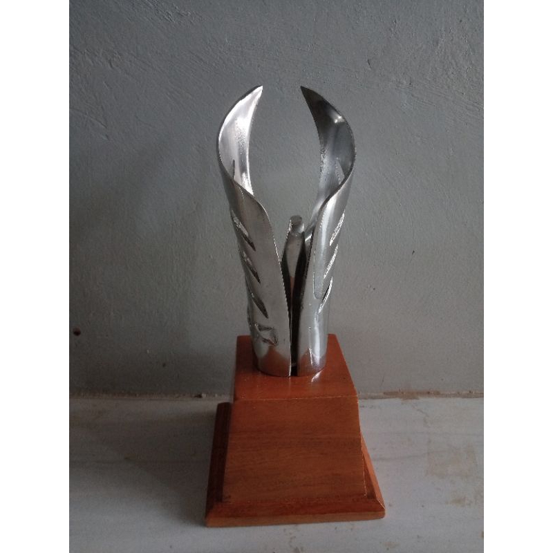 piala F1 clasic bahan full logam murmer