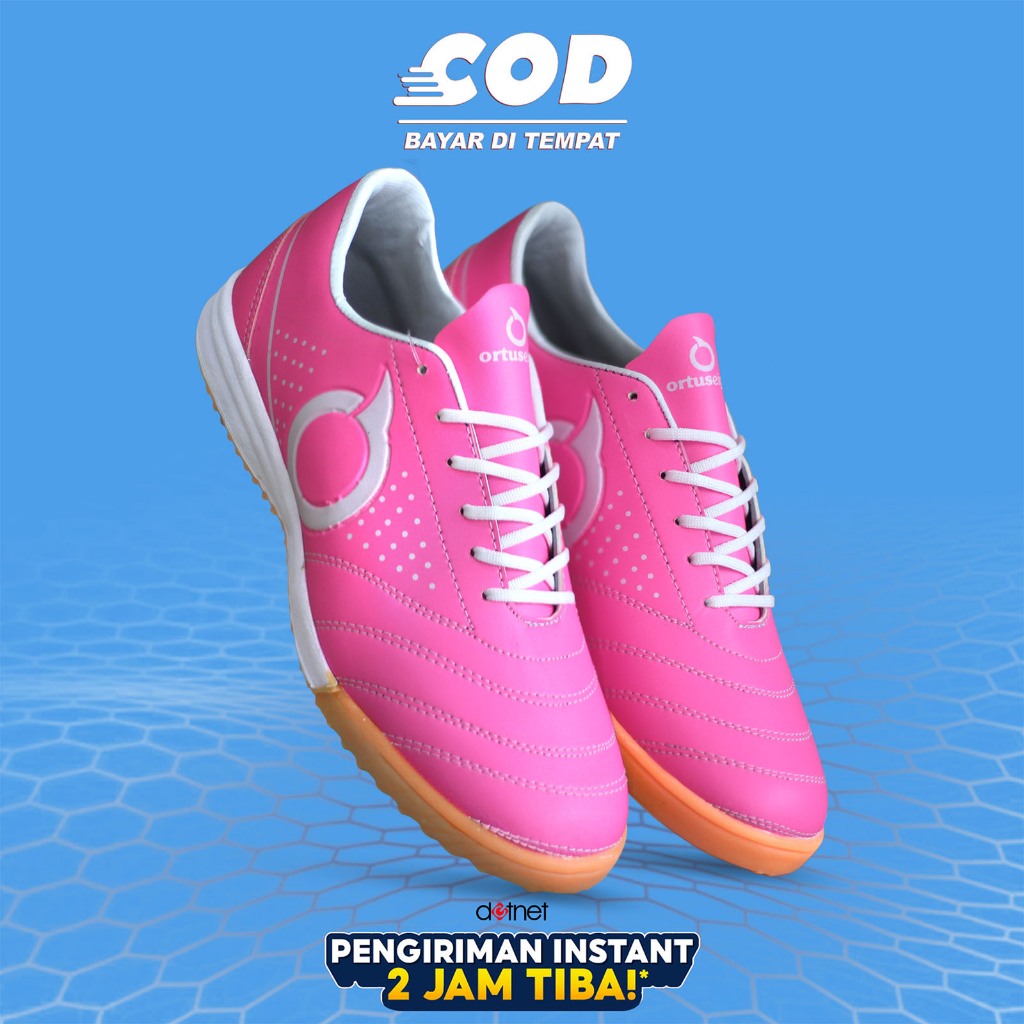Sepatu Futsal Pria Ortuseight Black Silver Pink