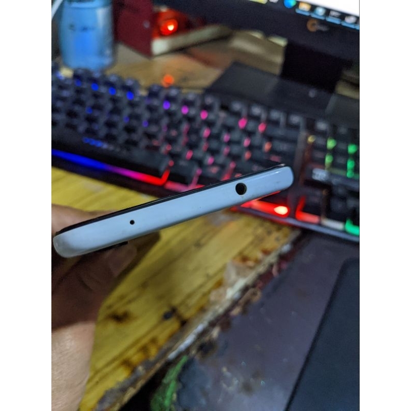 pixel 3aXl minus LCD