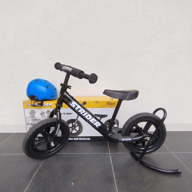 Preloved Strider 12 Sport Black Balance Bike Original