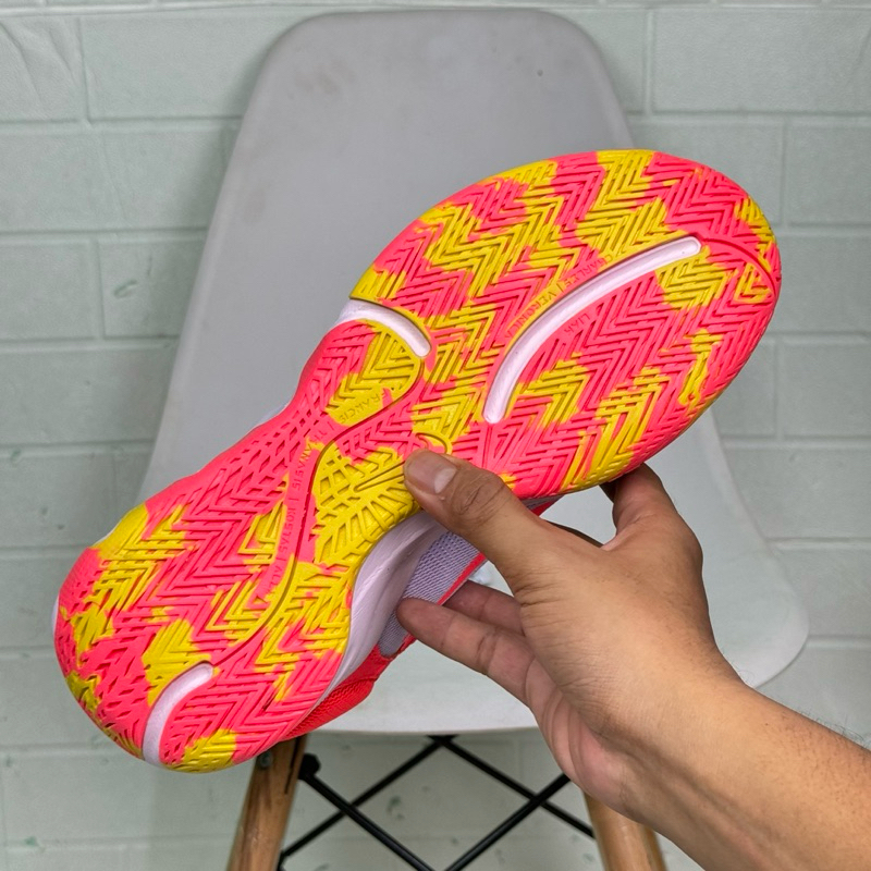 terbaru new deals sepatu giannis immortality 2 hot punch mismatched