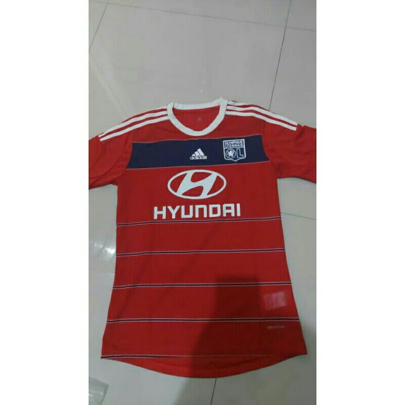 Jersey lyon away