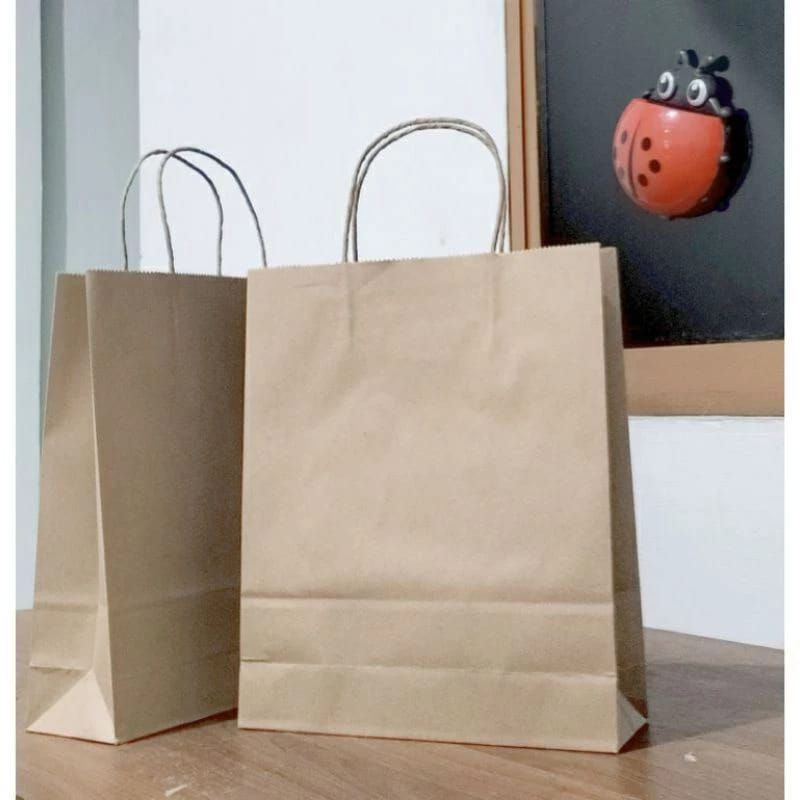 

Paper Bag 24x29x8cm Tas Souvenir Tas Hampers Tas Serbaguna Paper Bag Polos Gift Bag Tas Paper