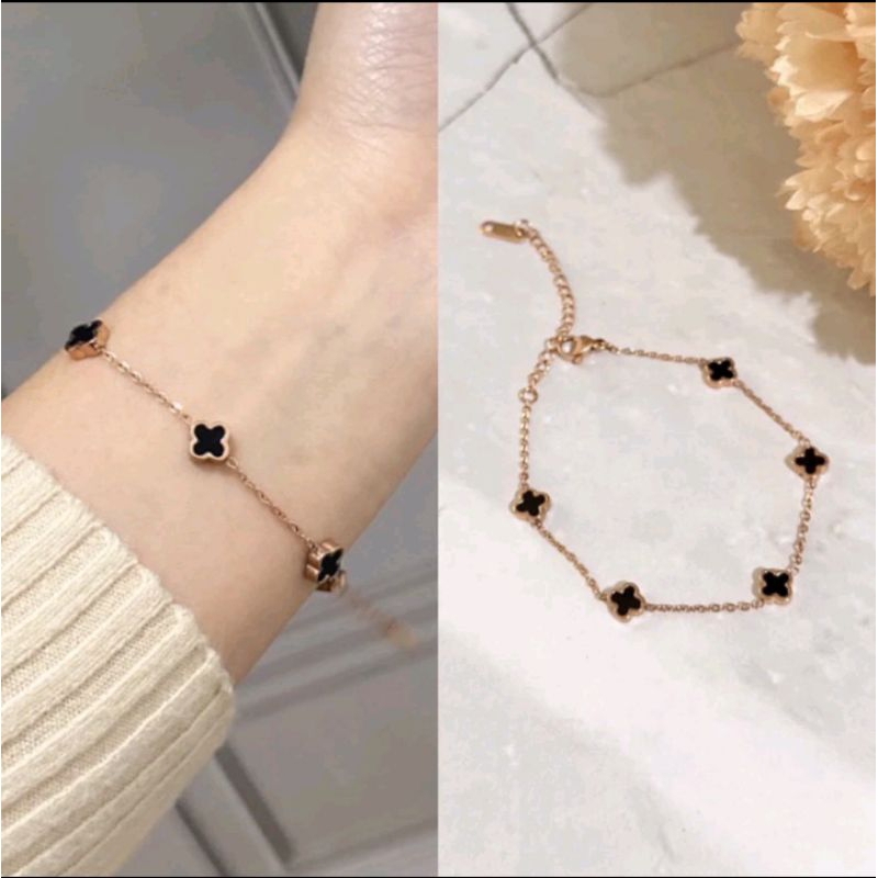 Gelang Titanium Wanita Korea Gelang Tangan Clover Kecil Anti Karat Tidak Luntur