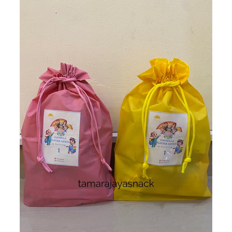 

TERBARU PAKET BINGKISAN SNACK ULTAH ANAK POUCH WARNA