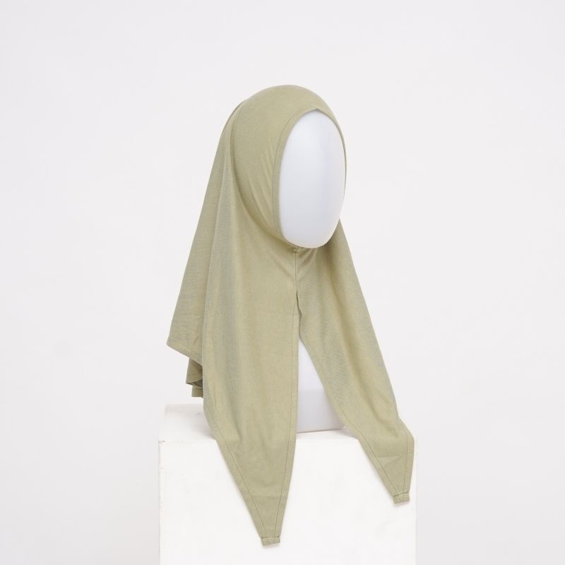 Ghaniya hijab reject minor