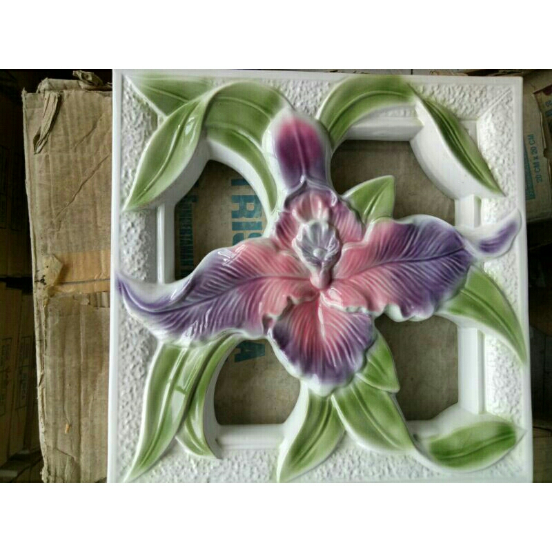 Roster Keramik Trisensa 30x30 cm