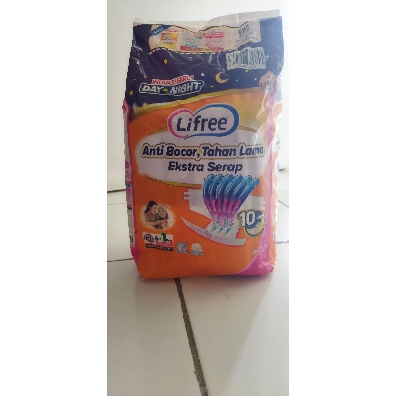 LIFREE PAMPERS DEWASA XL PEREKAT