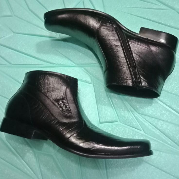 Baru Sepatu Pantofel Boot PriaMerk BallyPantofel Formal PriaPantofel Kerja PriaKulit Asli