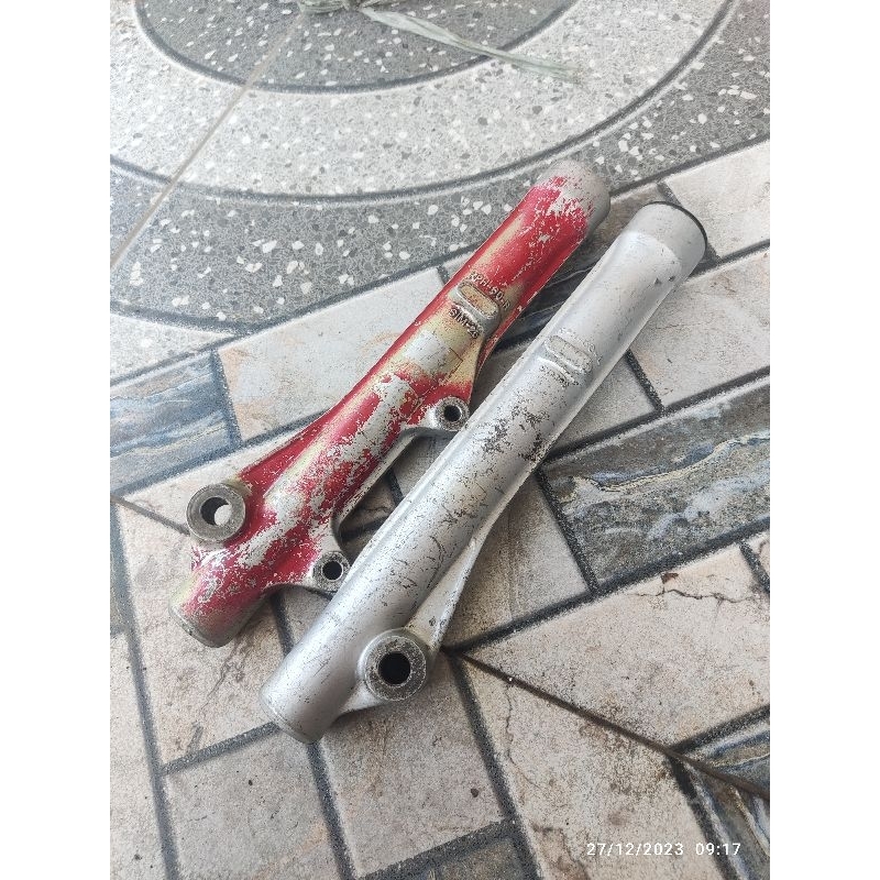 bottom tabung shock breaker shockbreaker depan kanan kiri honda supra x125 kode kph60 original ori a