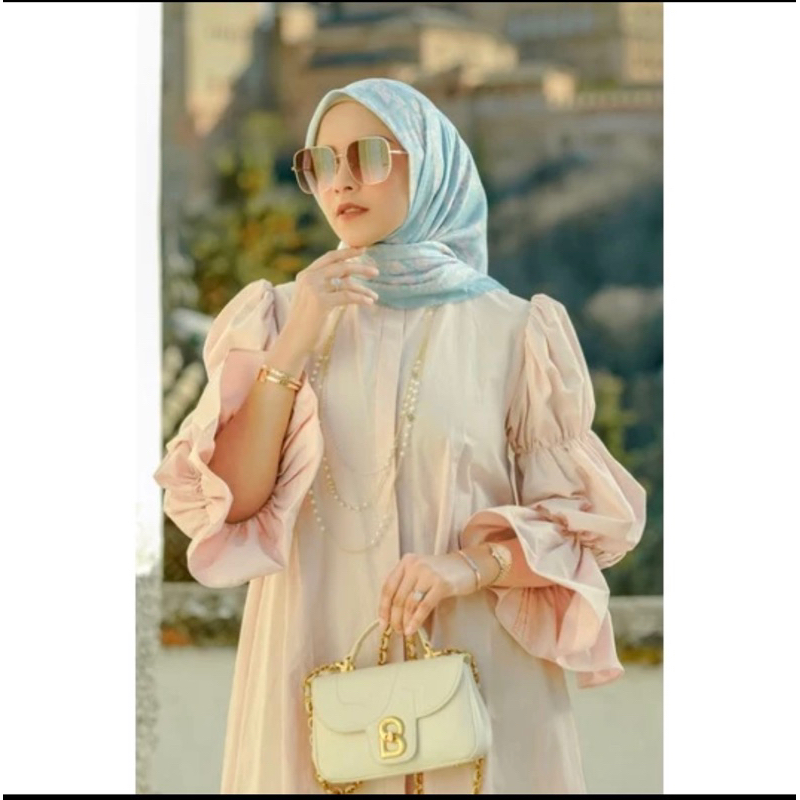 Buttonscarves Granada Preloved size XL