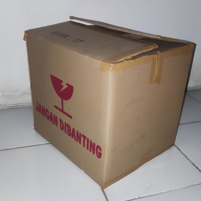 

KARDUS PACKING BOX KARTON 2 LAYER BESAR TEBAL DOUBLE WALL UKURAN 37x31x33 KARDUS PACKING BEKAS SANGAT LAYAK PAKAI