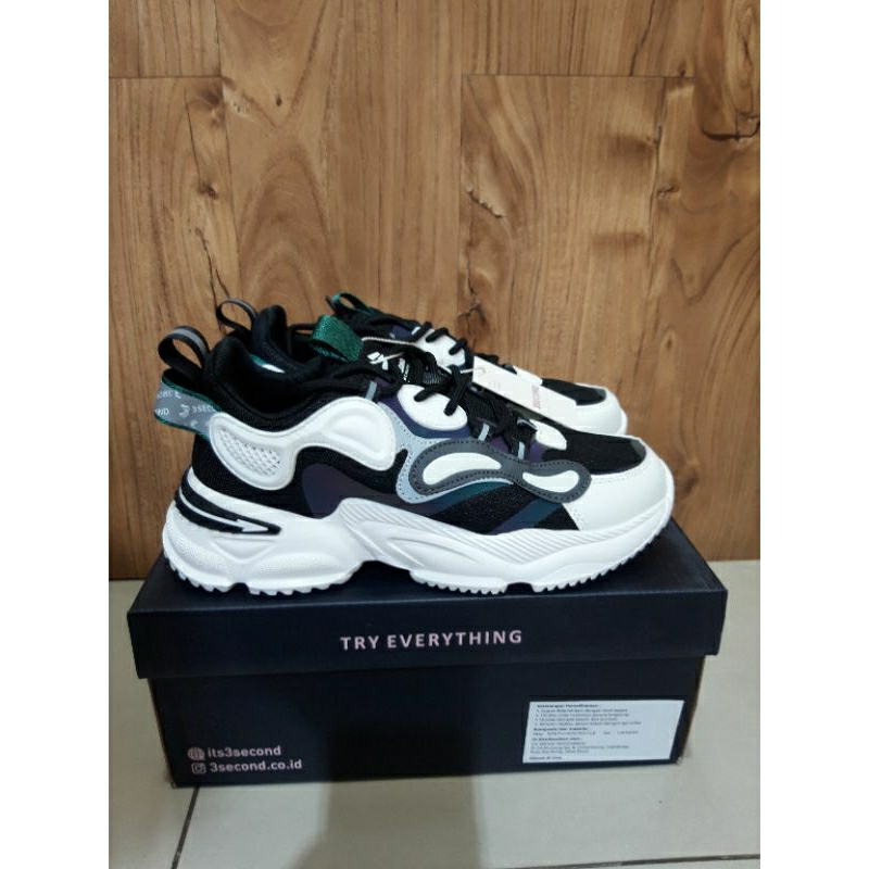 Sepatu 3second Wanita Original 010623