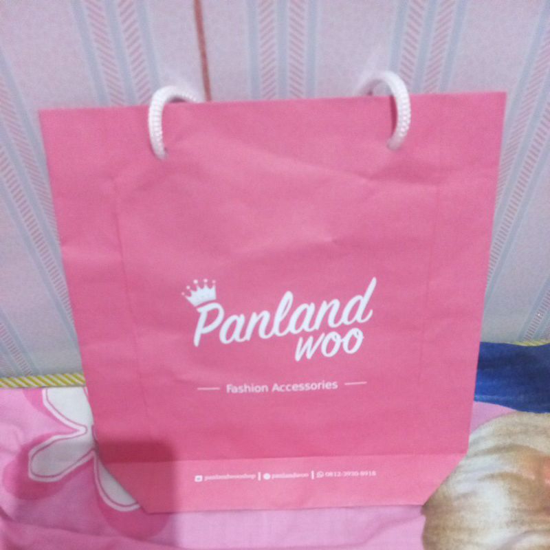 

Kantong Paper Bag Panland Woo