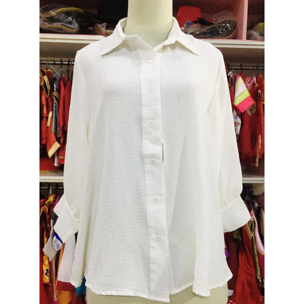 blouse by Loliestory /preloved