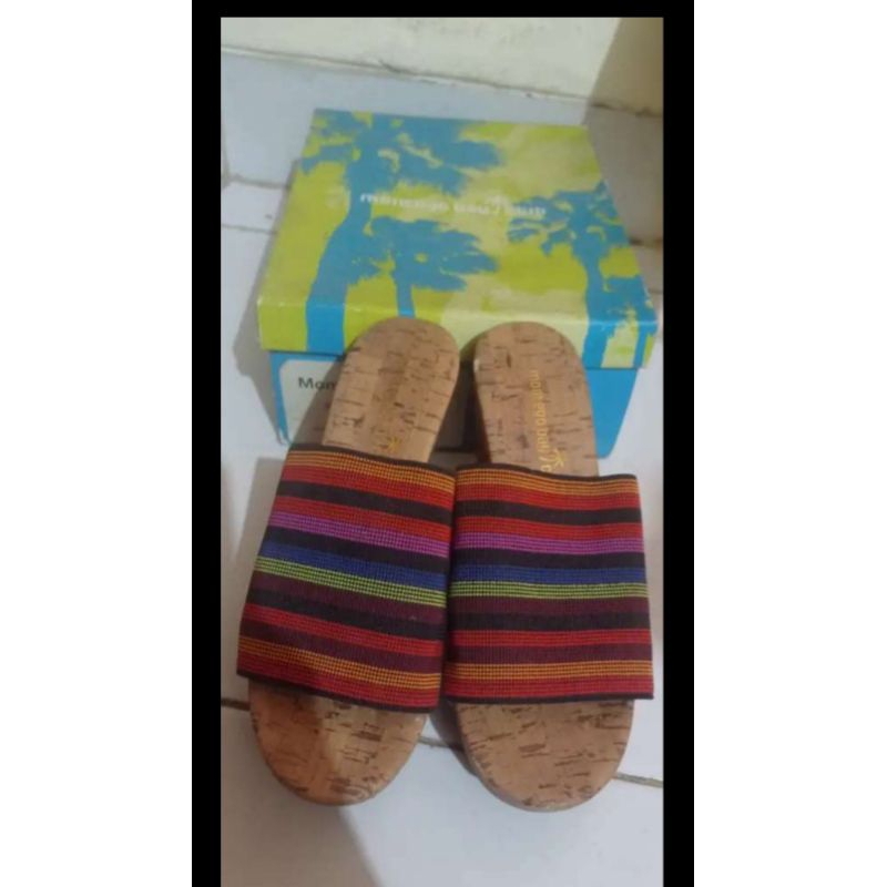 Prelove Wedges by Payless ( Montego bay club )