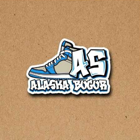 SEPATU SECOND BRANDED CASUAL SNEAKERS RUNNING JOGING OLAHRAGA