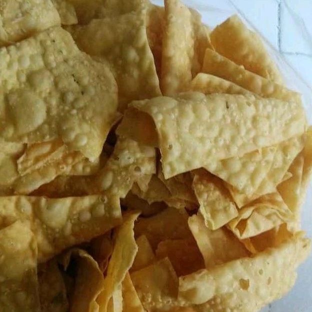 

kripik bawang gurih/cemilan kripik/cemilan kriuk