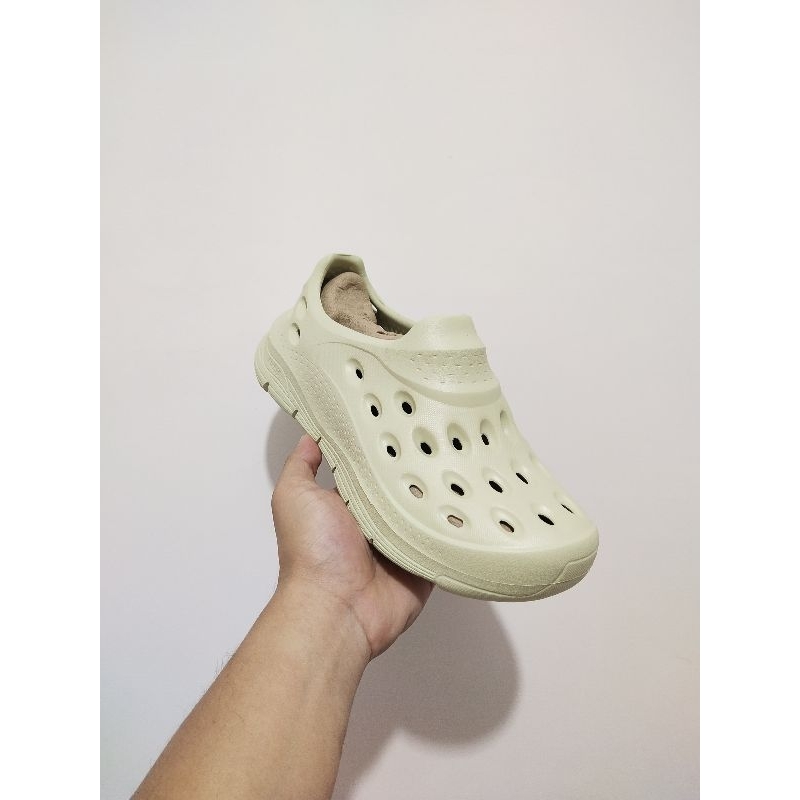 SANDAL WANITA TERBARU SKECHERS ORIGINAL ARCH FIT GO FOAM 1 NATURAL