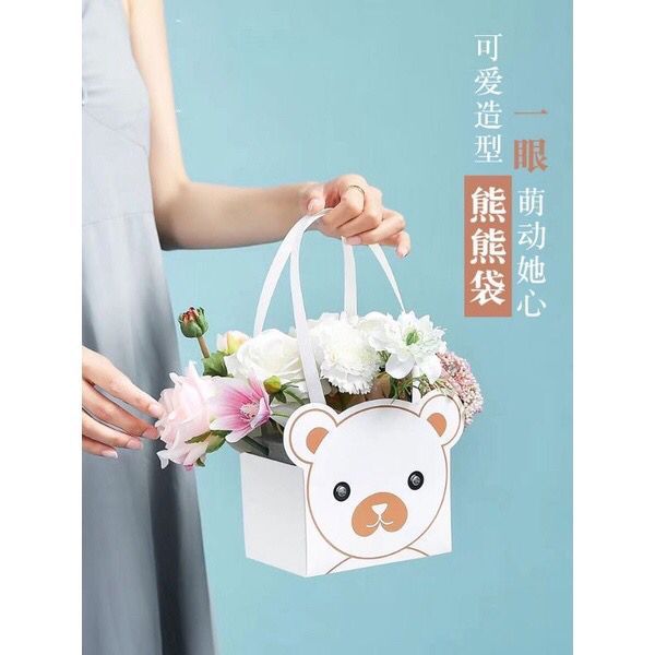 

Kotak Bunga Bentuk Bear | Flower Box | Box Bunga | Tas Bunga | Florist
