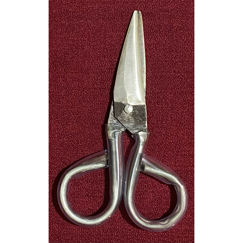 

Gunting Baja SKT Ukuran Kecil