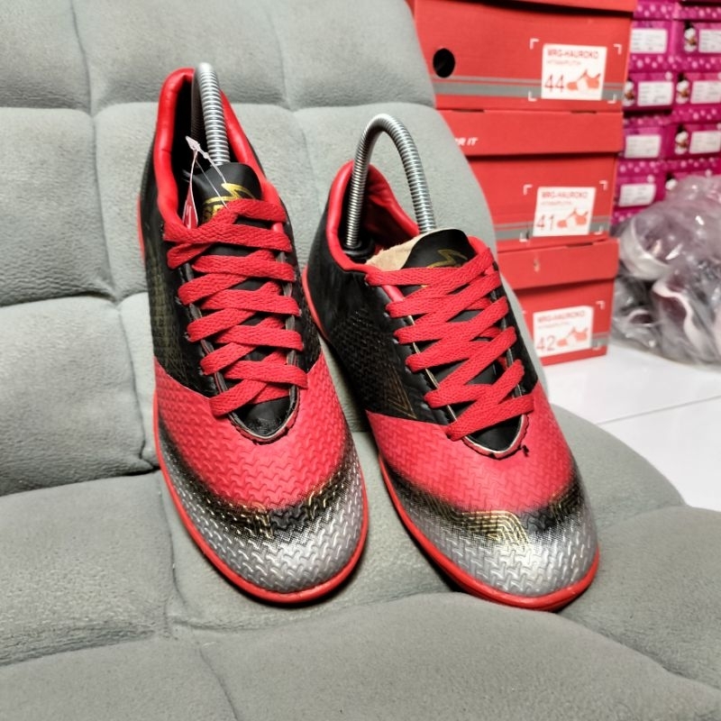 SEPATU FUTSAL SPECS grade ori asli