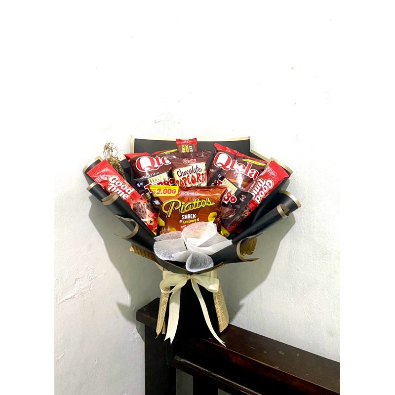 

BUCKET SNACK/ SNACK BOUQUET/ KADO ULANG TAHUN/ BUKET WISUDA/ BOUQUET READY