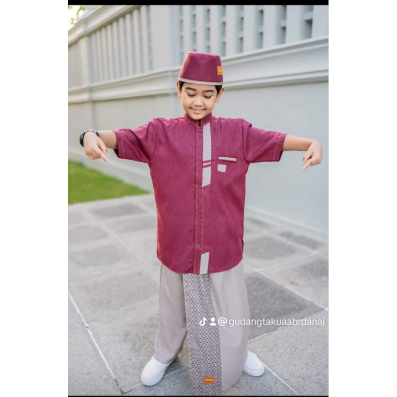 sarkoci anak #sarkoci madinah