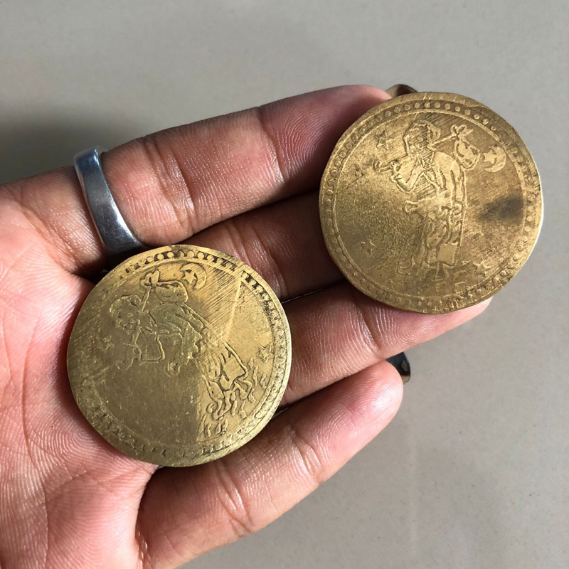 Koin Kuno Yasin 1 Nenek Tua