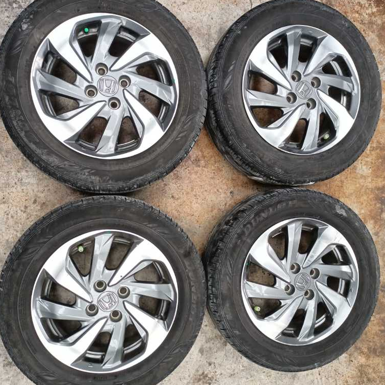 VELG MOBIL BEKAS SEKEN STD MOBILIO RS R15X5,5 4X100 ET53+BAN DUNLOP 185 65 R15
