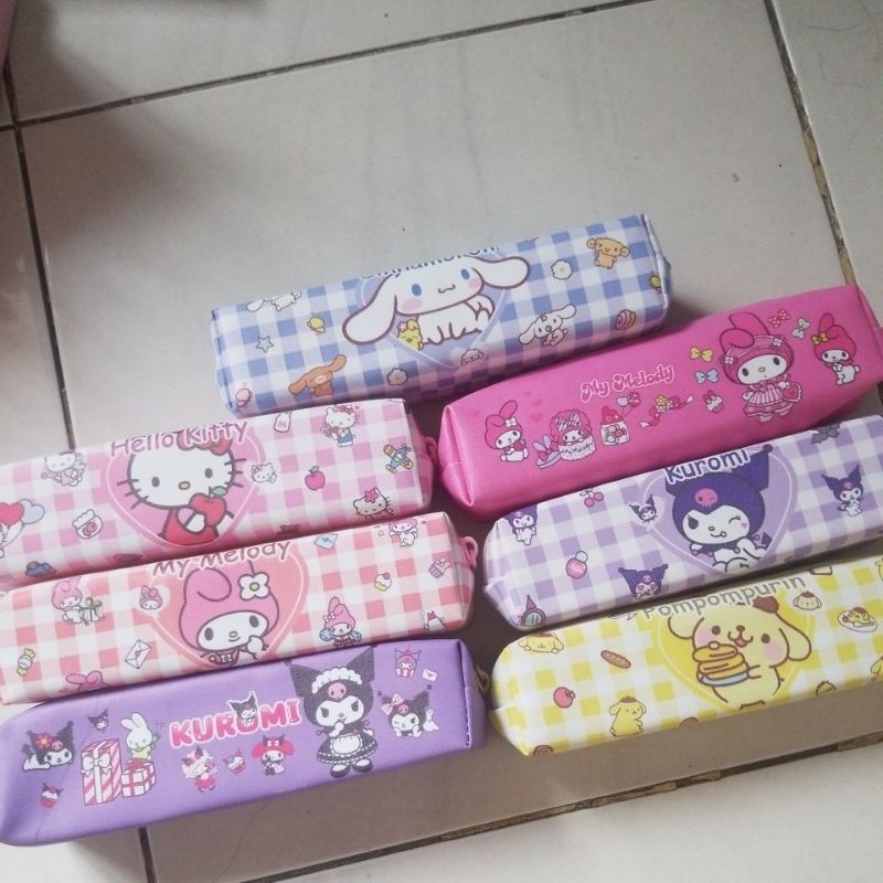 

Kotak Pensil Sanrio LINK 6 K