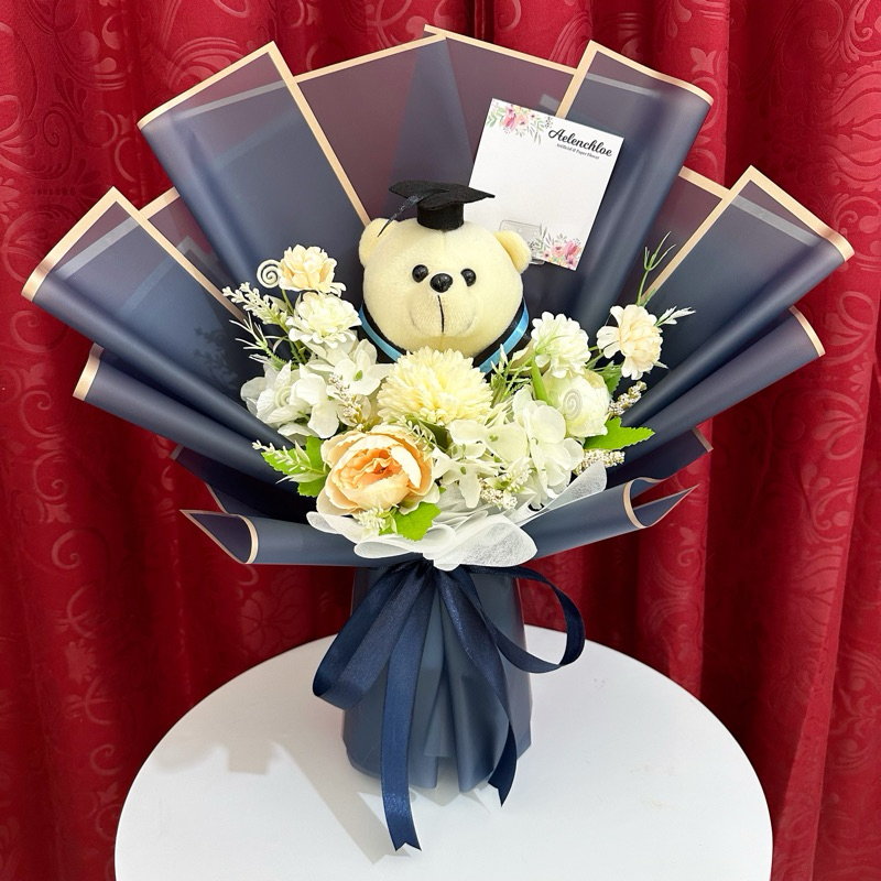 Buket boneka wisuda / Buket wisuda / Bunga wisuda / Buket bunga artificial