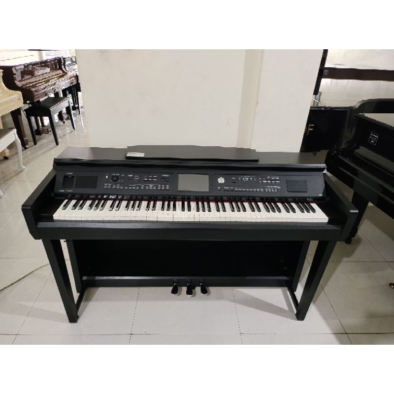 Yamaha Clavinova CVP-605 Digital Piano