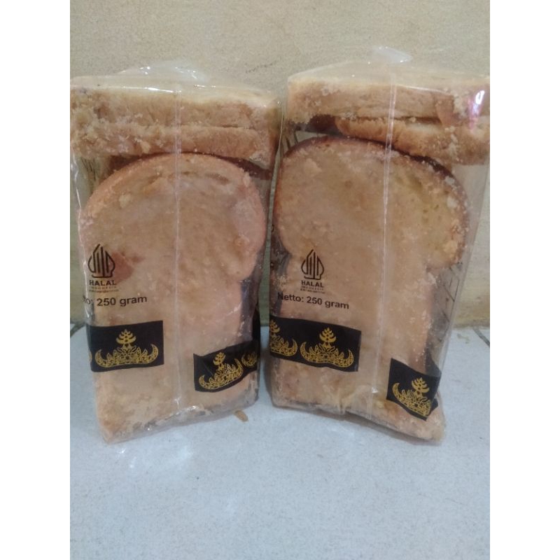 

Roti kering Monica Lampung