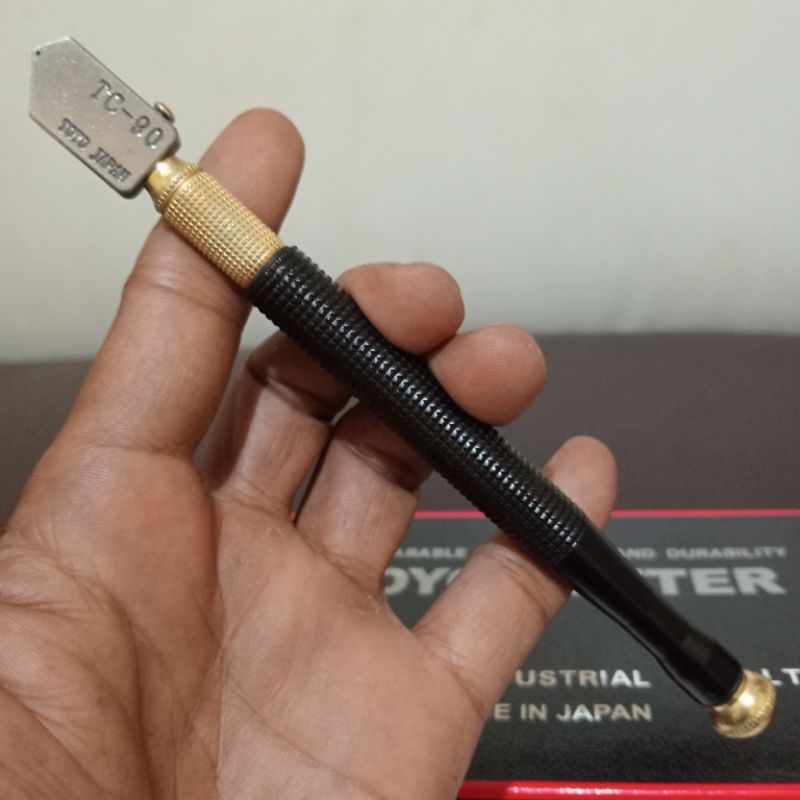 pisau potong kaca Toyo tc 90 gagang besi original asli Japan pemotong kaca tebal pisau pemotong kaca