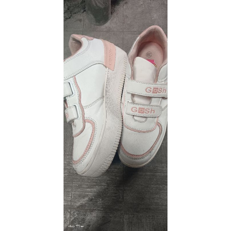 sepatu gosh pl