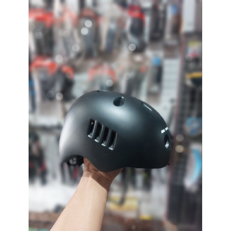 Helm Sepeda Elyon rigel 04/Helm sepeda