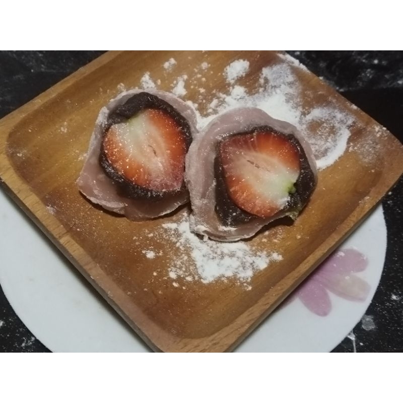 

Moci daifuku strawberry
